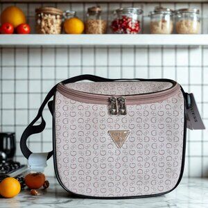Guess Insulated Lunch Bag Junction Travel Signature Logo, light rose NWT